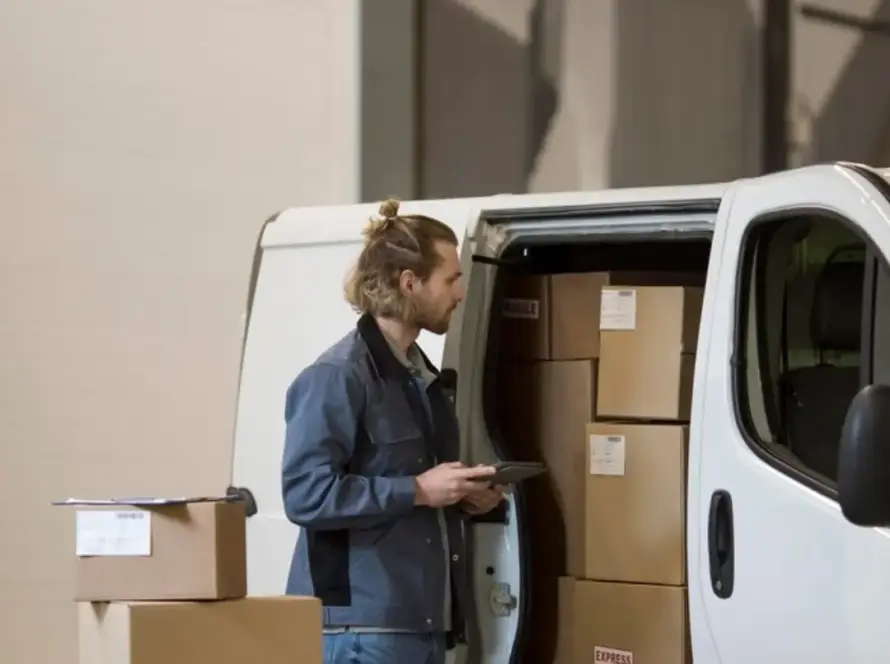 Uber Challenges Porter with New Courier XL Service