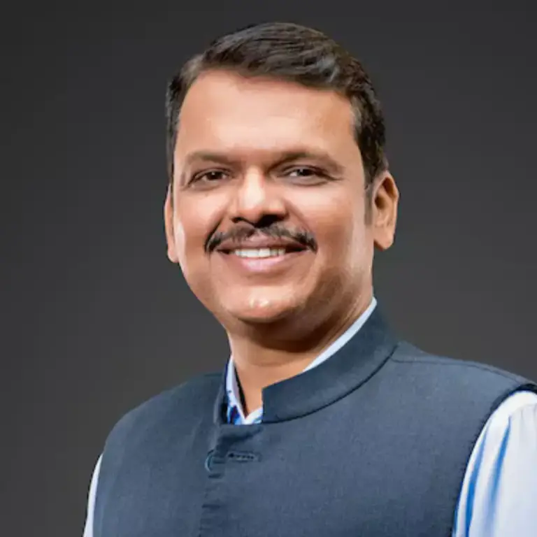 Fadnavis Unveils Plans for Logistics Hub